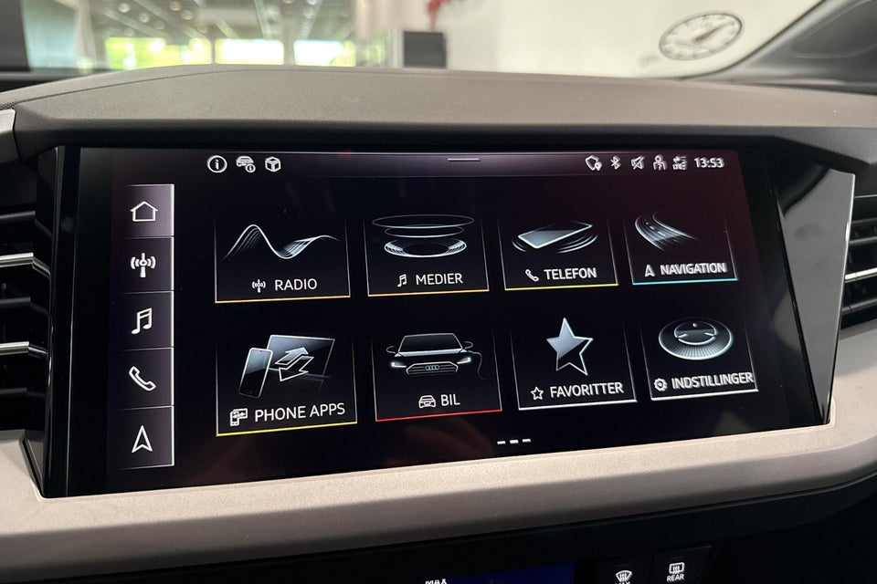 Audi Q4 e-tron 45 S-line 5d