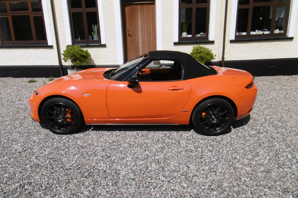 Mazda MX-5 2,0 SkyActiv-G 184 Roadster 30th Anniversary Edit. 2d