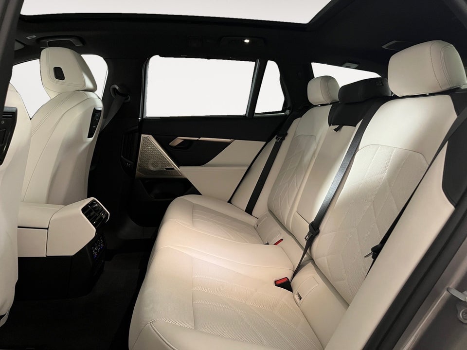 BMW i5 eDrive40 Touring M-Sport 5d