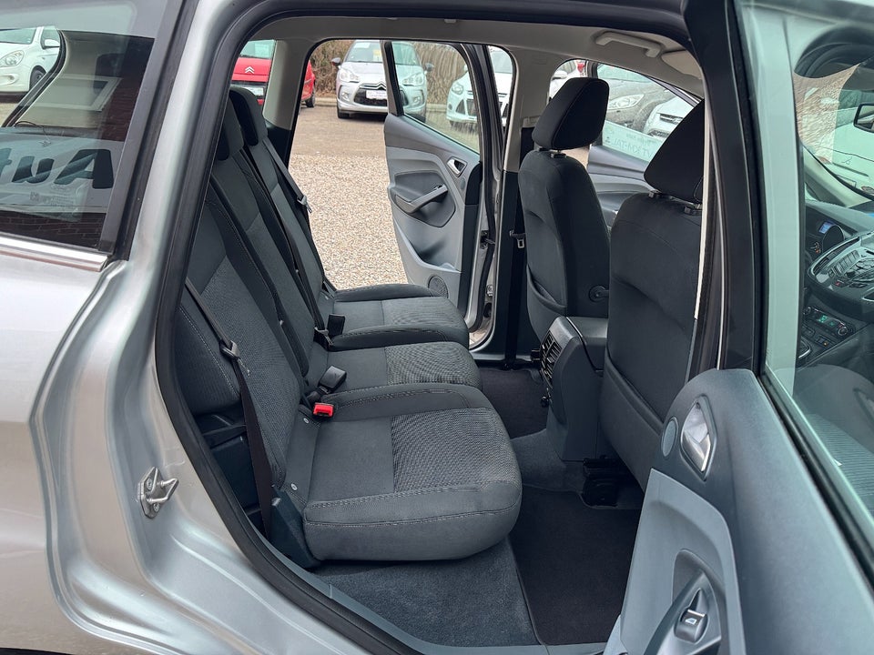 Ford C-MAX 1,0 SCTi 100 Titanium 5d