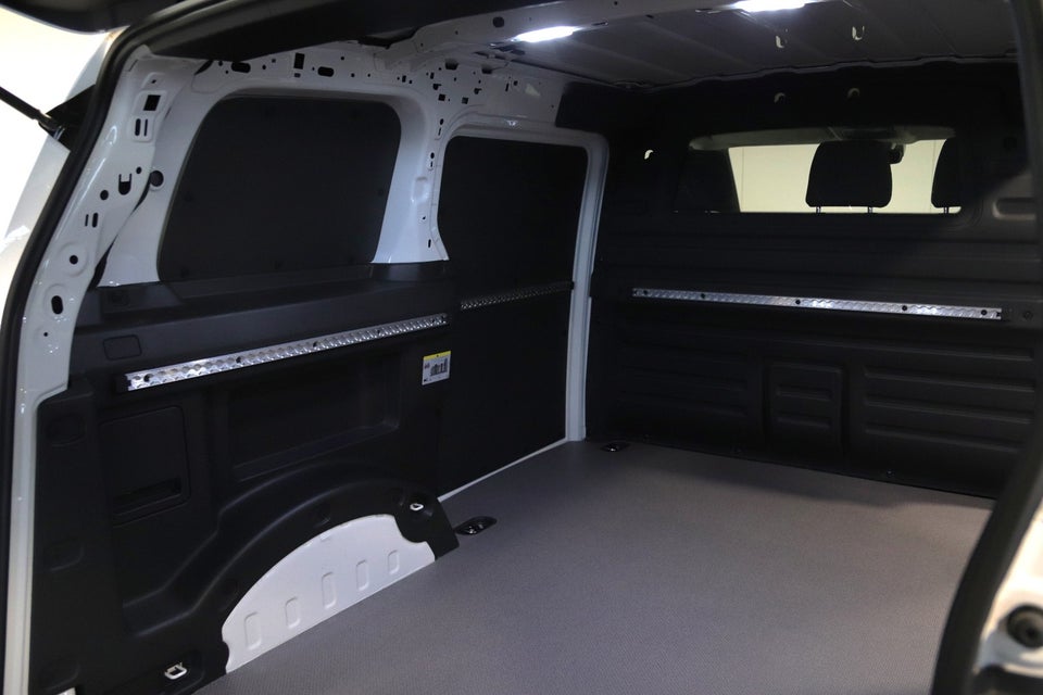 VW ID.Buzz 79 Cargo Pro