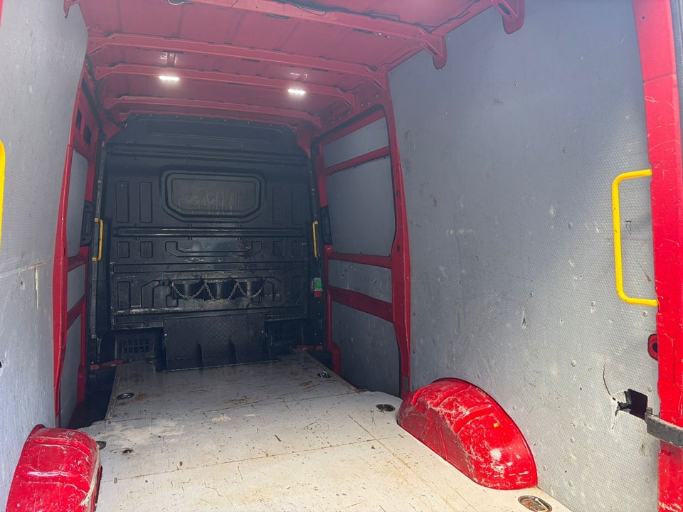 MAN TGE 2,0 3.180 Kassevogn L3H2 RWD