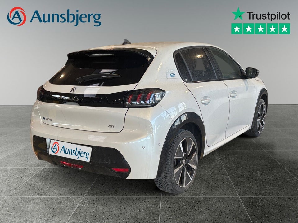 Peugeot e-208 50 GT 5d