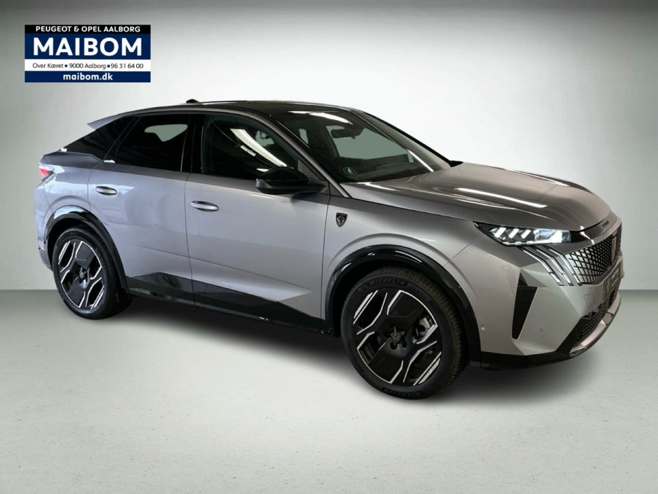 Peugeot e-3008 77 GT Pack 5d