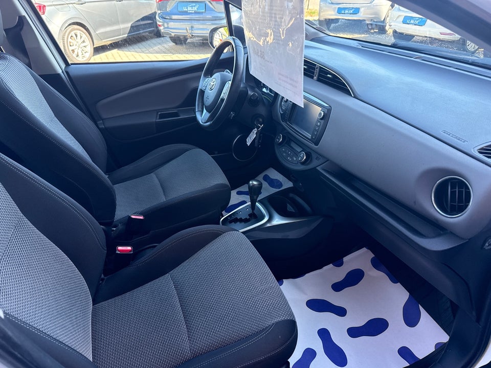 Toyota Yaris 1,5 Hybrid H2 Komfort e-CVT 5d
