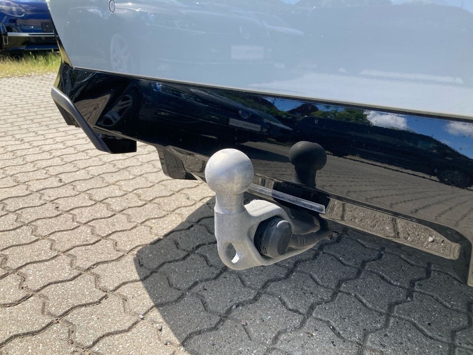 BMW i5 eDrive40 M-Sport 4d