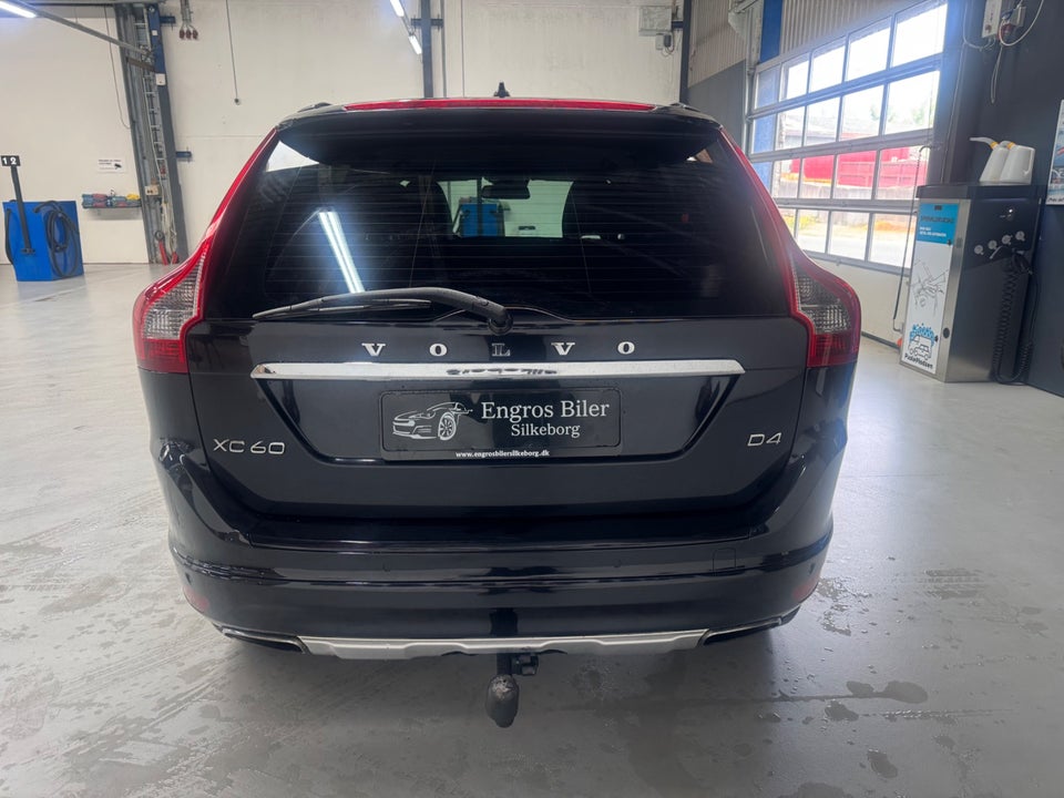 Volvo XC60 2,0 D4 190 Momentum 5d