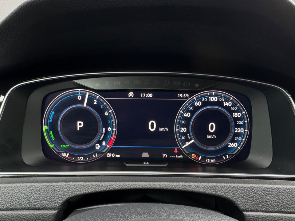 VW Golf VII 1,4 GTE DSG 5d