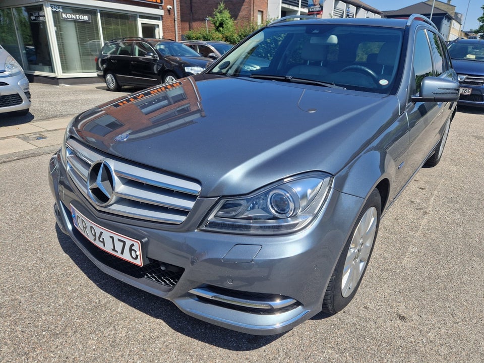 Mercedes C220 2,2 CDi Avantgarde stc. aut. BE 5d