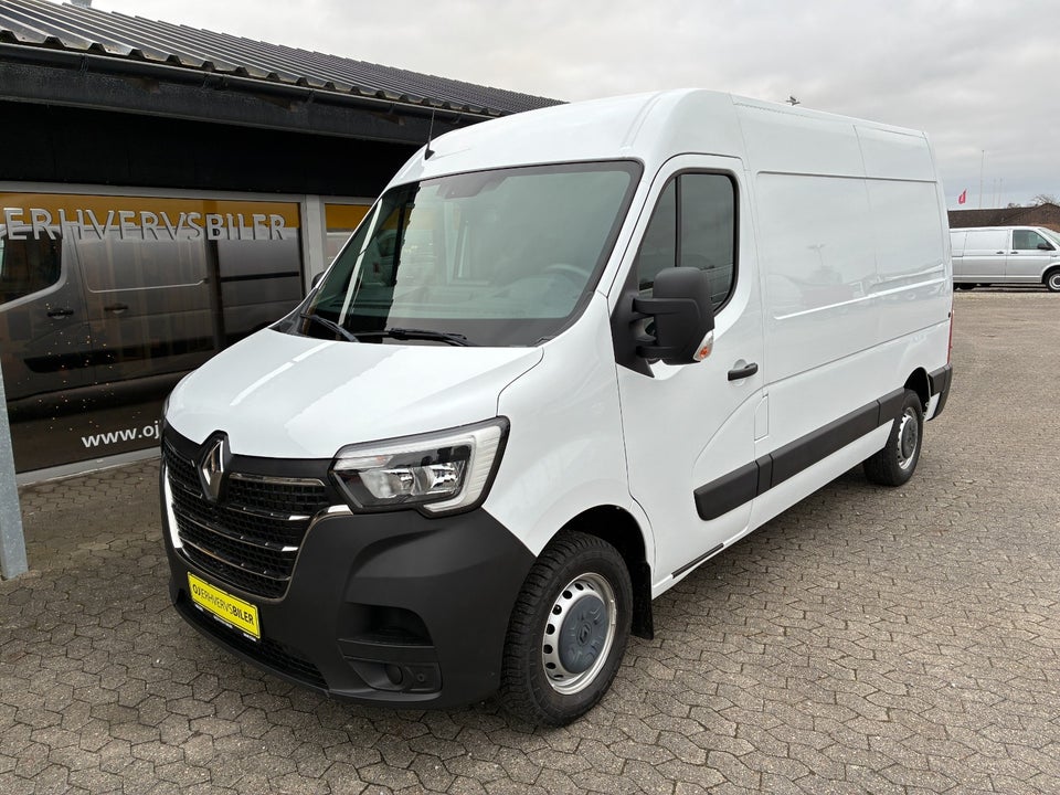 Renault Master IV T33 2,3 dCi 135 L2H2 Kassevogn