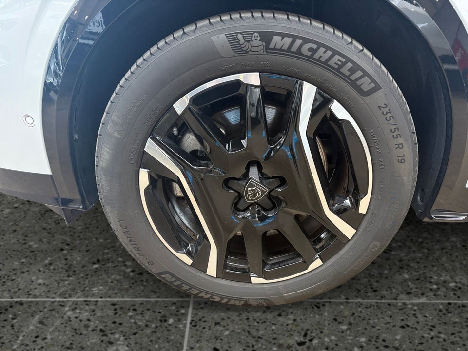 Peugeot e-5008 77 GT Pack 7prs 5d