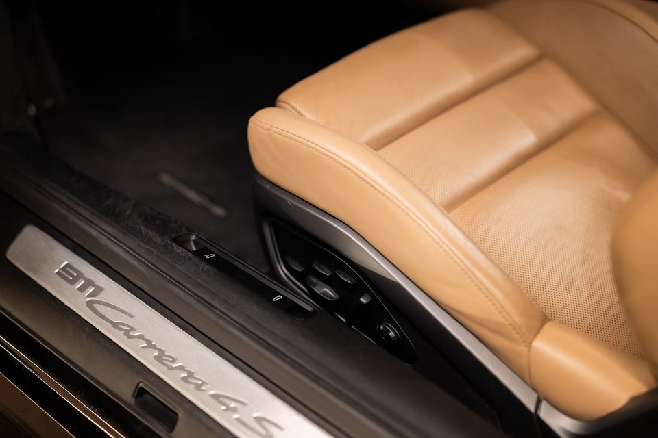 Porsche 911 Carrera 4S 3,0 Cabriolet PDK 2d
