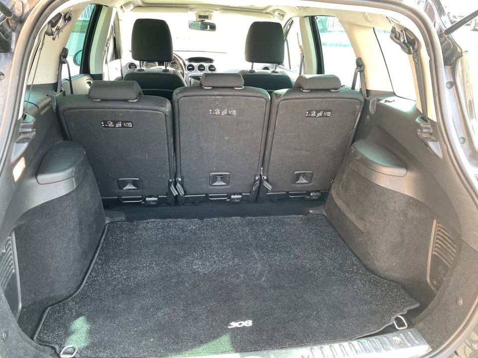 Peugeot 308 1,6 HDi 112 Sportium SW 7prs 5d