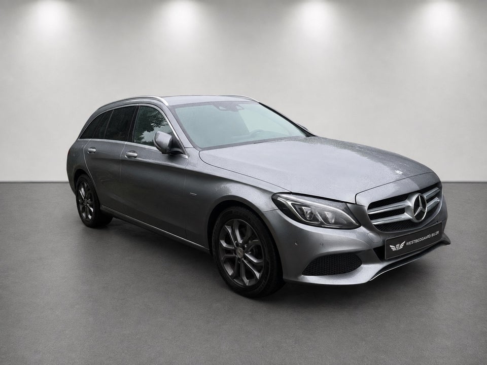 Mercedes C220 d 2,2 Avantgarde stc. aut. 5d