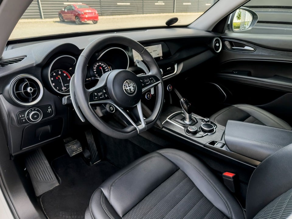 Alfa Romeo Stelvio 2,0 T 200 Edizione aut. Q4 5d