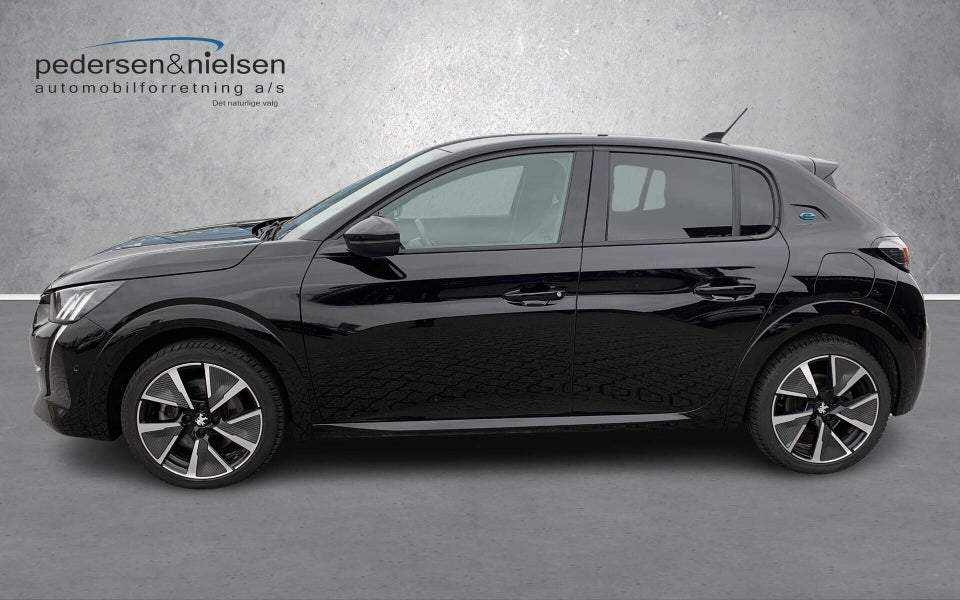 Peugeot e-208 50 GT 5d