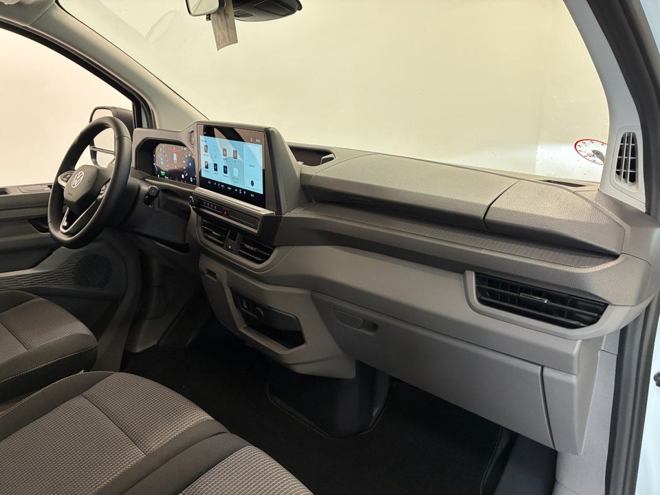 VW e-Caravelle 64 Basis SWB