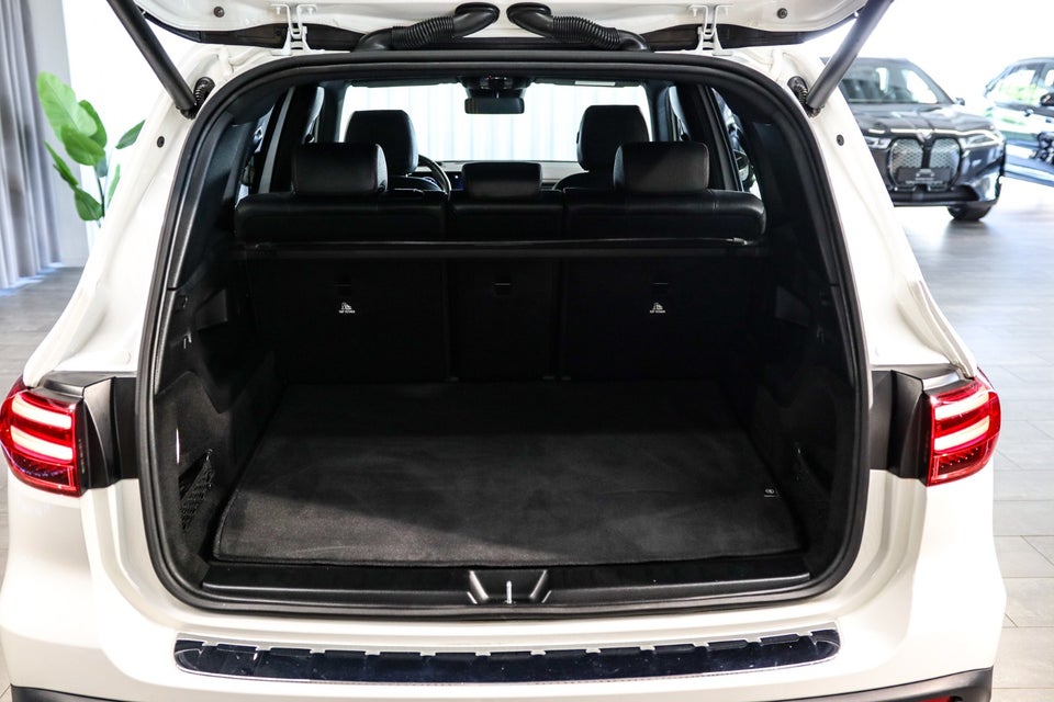 Mercedes EQB300 AMG Premium 4Matic 5d