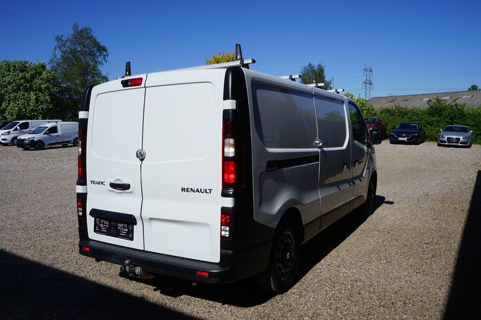 Renault Trafic T29 2,0 dCi 120 L2H1