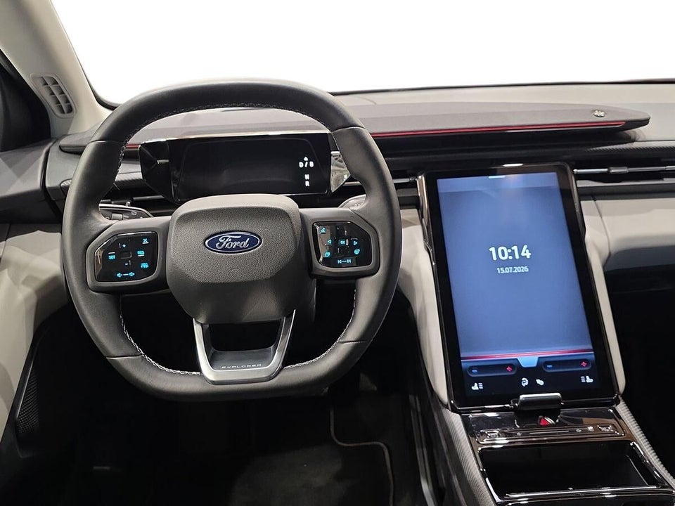 Ford Explorer 77 Premium Extended Range 5d