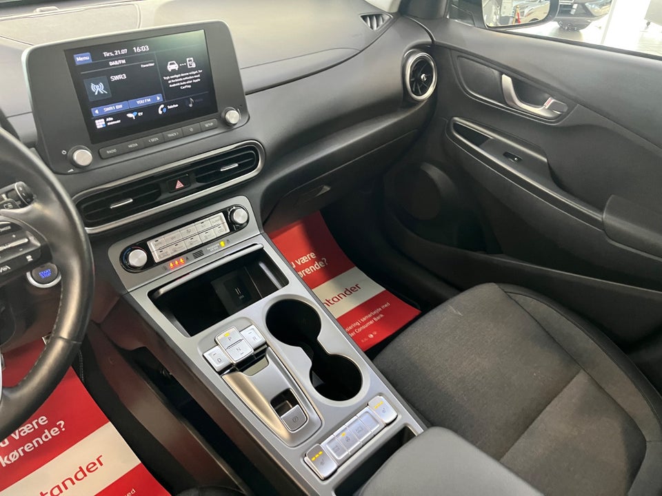 Hyundai Kona 39 EV Essential 5d