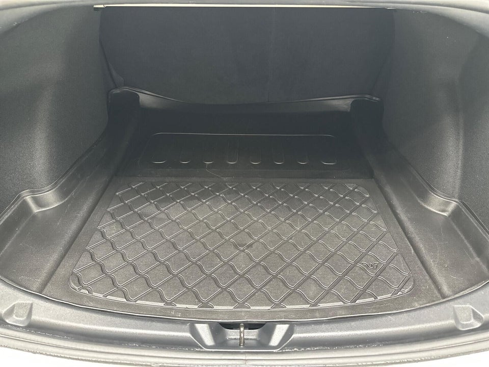 Tesla Model 3 Performance AWD 4d