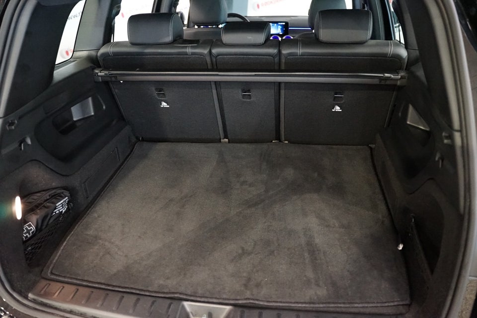 Mercedes EQB300 Progressive Advance Plus 4Matic 5d