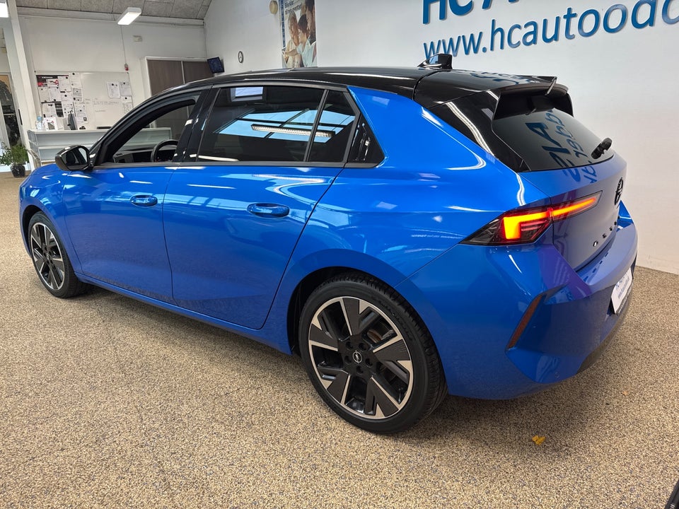 Opel Astra-e 54 GS 5d