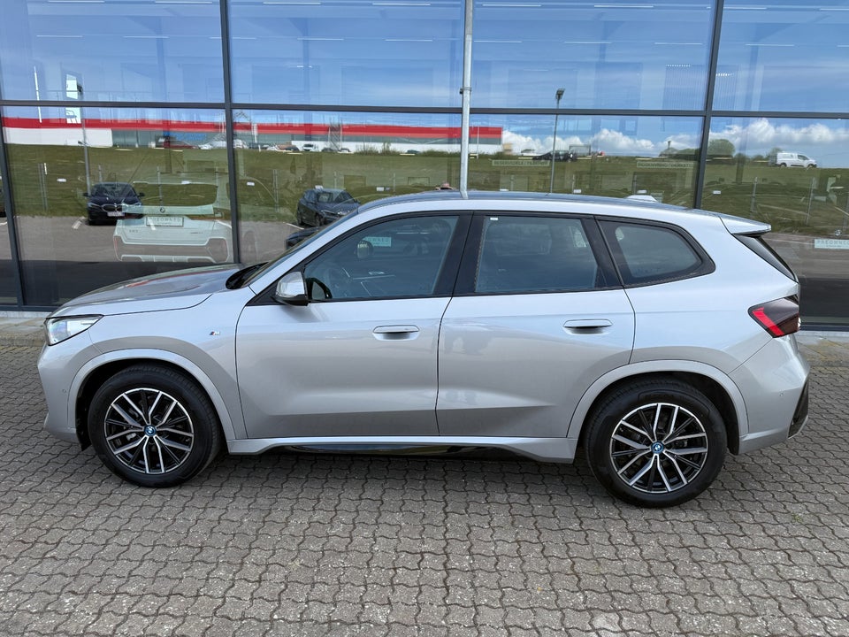 BMW iX1 eDrive20 M-Sport 5d