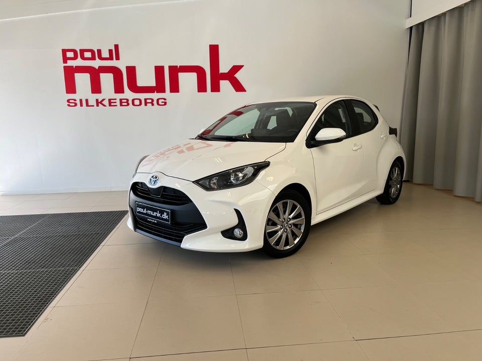 Toyota Yaris 1,5 Hybrid Essential Comfort e-CVT 5d