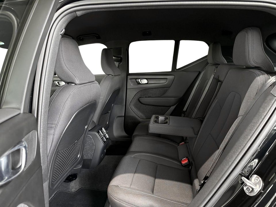 Volvo XC40 ReCharge Twin Plus 5d