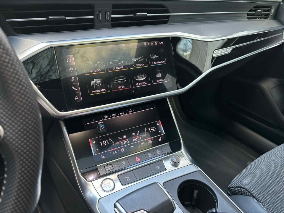 Audi A6 45 TFSi Avant S-tr. 5d