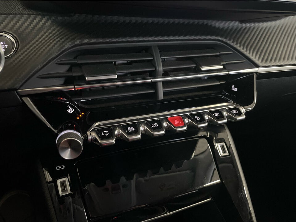 Peugeot 208 1,2 PureTech 100 Evolution 5d