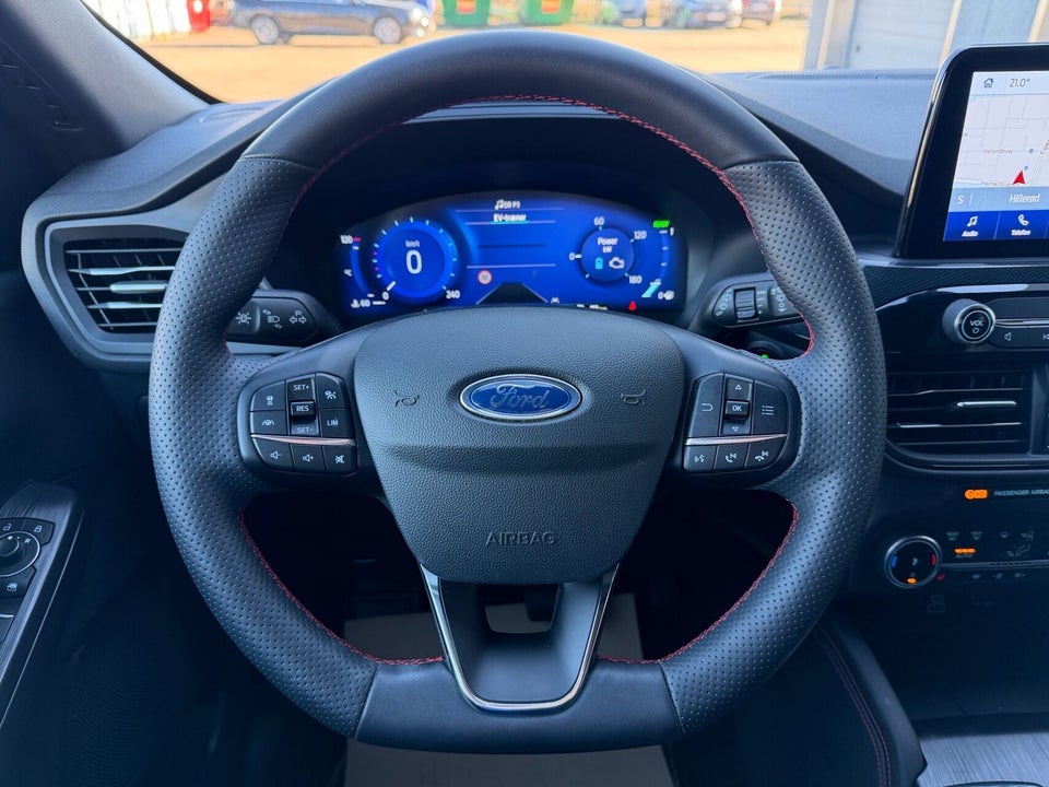 Ford Kuga 2,5 PHEV ST-Line X CVT 5d