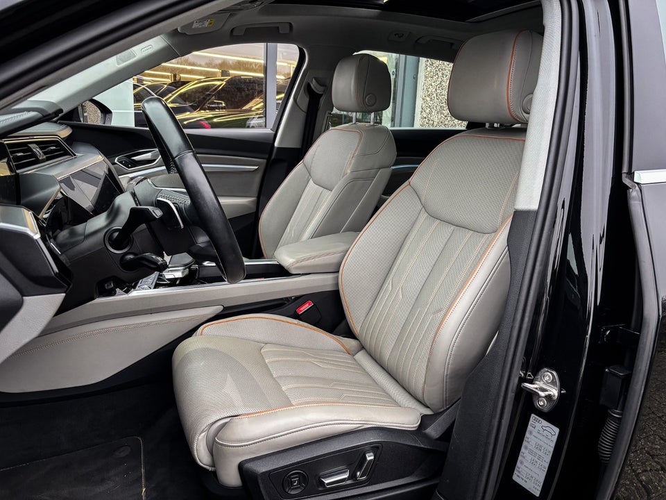 Audi e-tron 55 Advanced quattro 5d