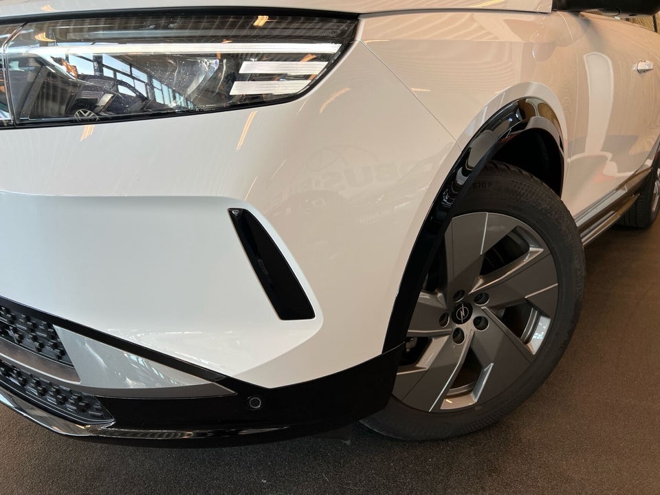 Opel Grandland-e 82 Edition 5d