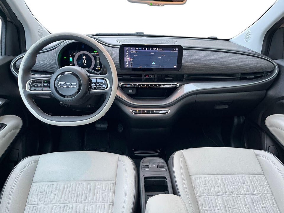 Fiat 500e 42 la Prima 3+1 4d