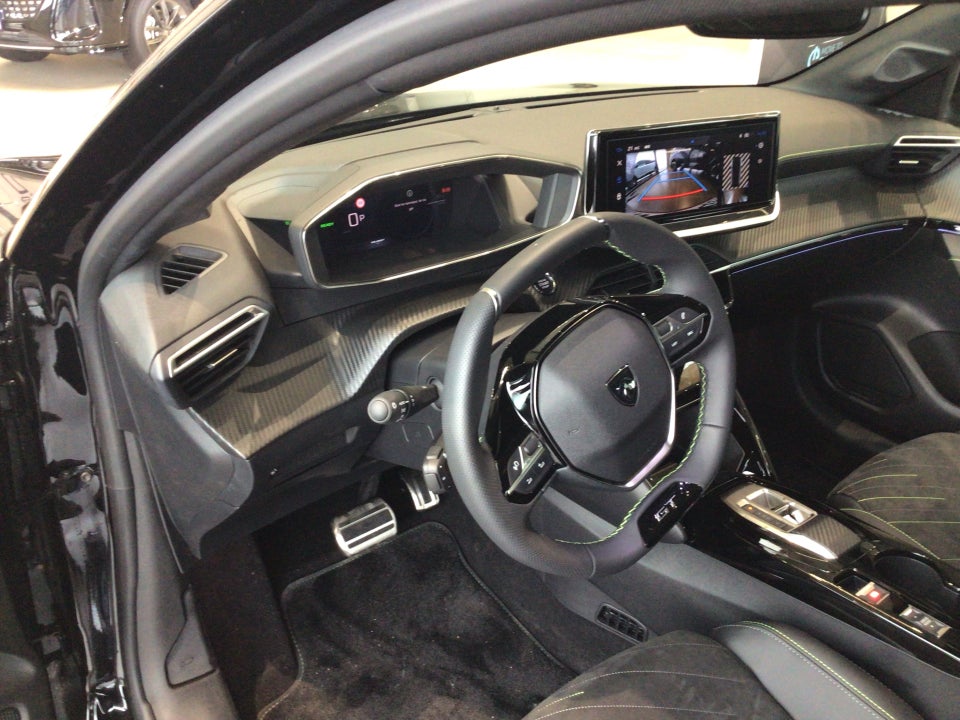 Peugeot e-208 54 GT Pack 5d