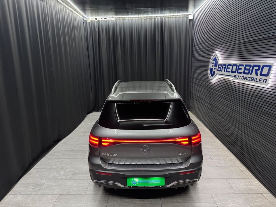 Mercedes EQB300 AMG Line 4Matic 7prs 5d