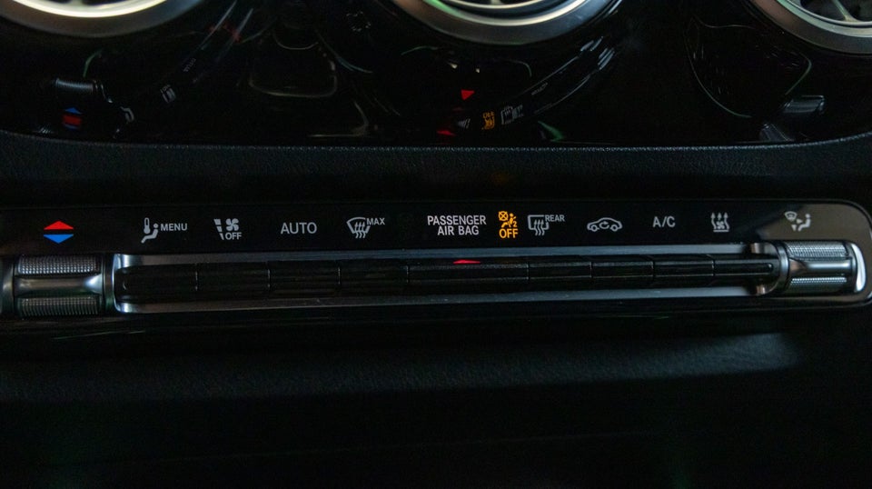 Mercedes EQA350 AMG Line 4Matic 5d