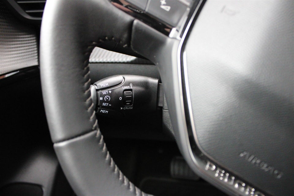 Peugeot e-208 50 Active Pack 5d