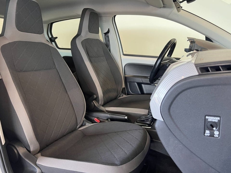 VW e-Up! Style Plus 5d