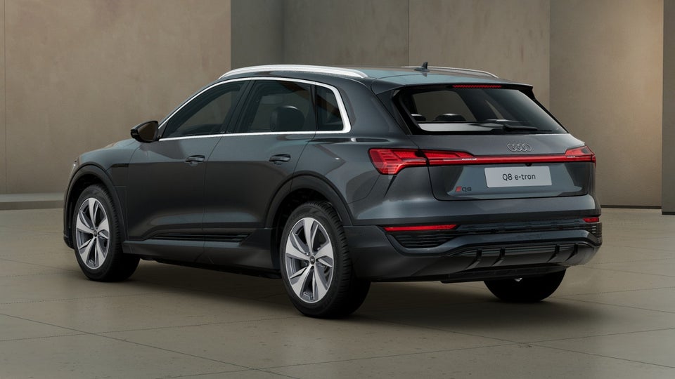 Audi Q8 e-tron 50 S-line quattro 5d