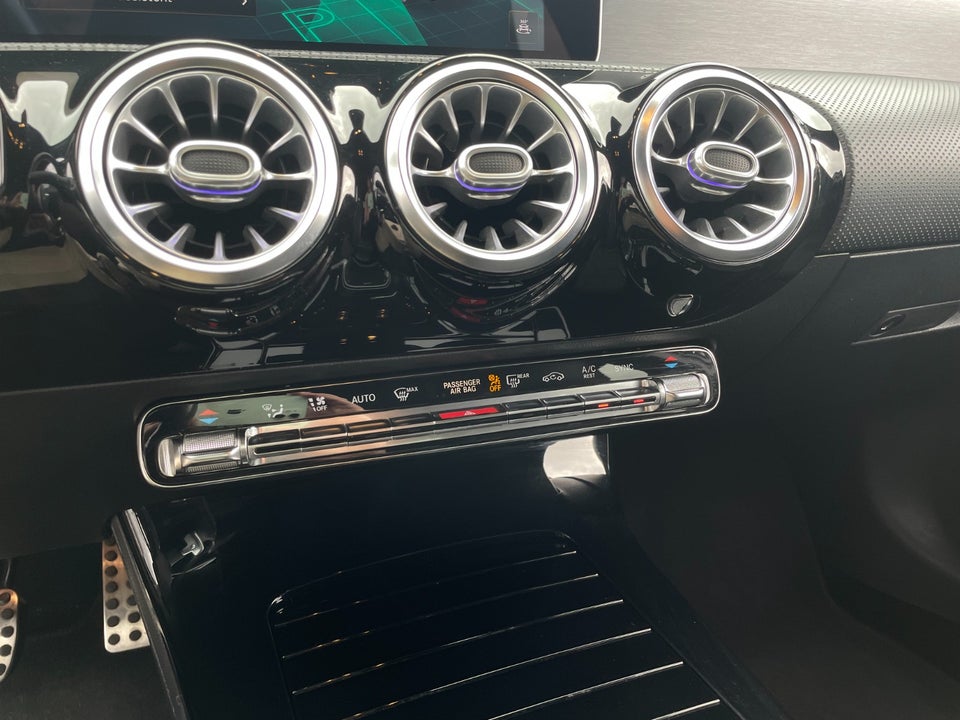 Mercedes A200 1,3 AMG Line aut. 4d