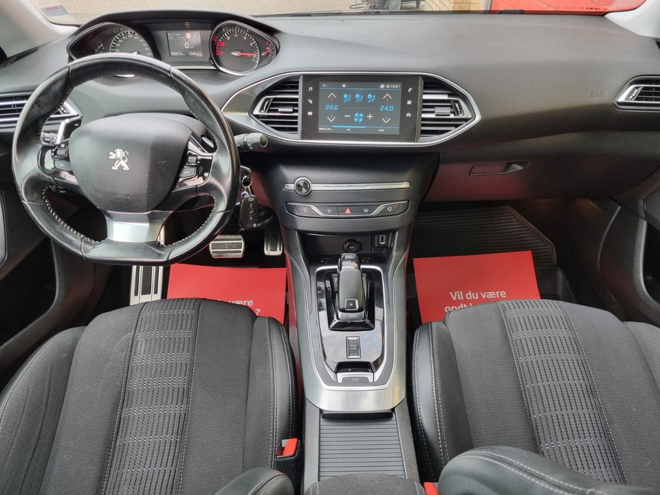 Peugeot 308 1,2 PureTech 130 Selection Sky SW EAT8 5d