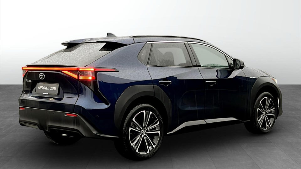 Toyota bZ4X Executive 5d