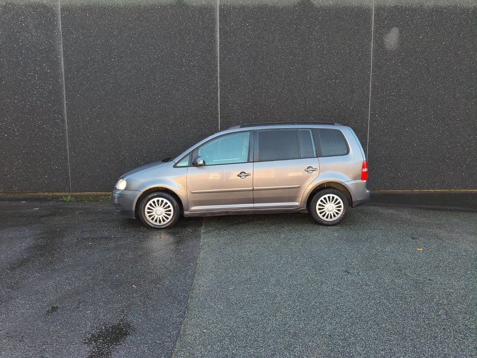 VW Touran 1,9 TDi 100 Van 5d