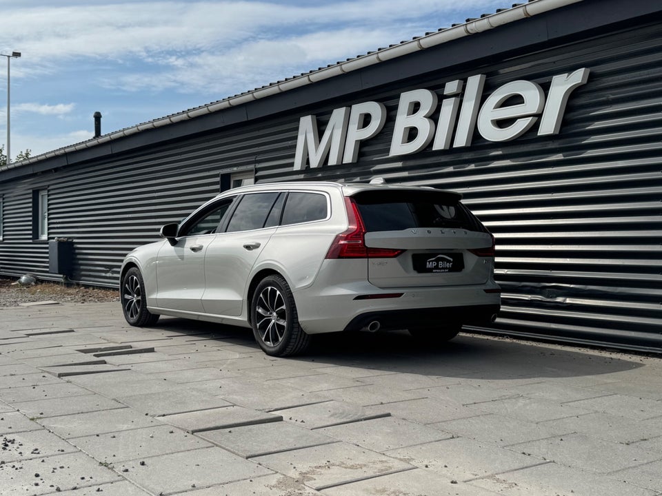 Volvo V60 2,0 D4 190 Momentum aut. 5d