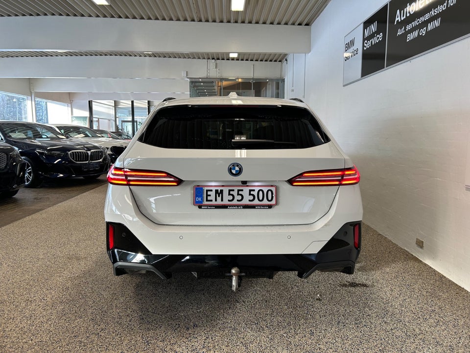 BMW i5 eDrive40 Touring Fully Charged 5d