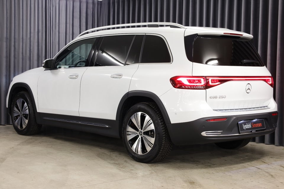 Mercedes EQB250 Progressive 5d